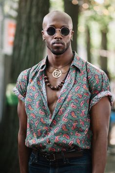 Vintage Blouses, Black Men Beards, Hipster Mens Fashion, Afro Punk, Men Street