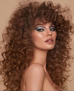 Starfire Makeup, Priscilla Makeup, Disco Curls, 70s Hair And Makeup, 80’s Hair, Nikki Makeup