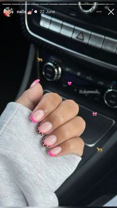 Cute Nail Natural, Simple Christmas Nails No Design, Short No Acrylic Nails, Cute Nail Designs Preppy, Nail Inspiration Preppy, Cute Nail Inspo Acrylic Square, Cute At Home Nail Ideas, Short Coffin Nails Christmas, Biab Summer Nails Ideas