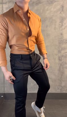 Black Men Fashion Casual, Classy Outfits Men, Halloween Make Up, Mens Fashion Suits, Black Men Fashion, Mens Style, Mens Casual Outfits, Men's Style, Mens Fashion Casual