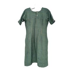 Experience The Blend Of Comfort And Style With This Nwt Udd Women's Size Small Kuftan Green Shortsleeve Kurta Dress. Ideal For Any Casual Setting, This Dress Offers A Relaxed Yet Fashionable Look. Size: Small Color: Green Style: Kuftan Kurta Sleeve: Short Condition: New With Tags (Nwt) Brand: Udd For: Women Size: Womens S Measurements: Chest 36 In / 91 Cm Waist 32 In / 81 Cm Length 38 In / 97 Cm Back Shoulder To Shoulder Seam 13.5 In / 34 Cm Sleeve, Neck Seam To Sleeve End 9.5 In / 24 Cm Feature Fitted Traditional Kurta With Short Sleeves, Green Cotton Half Sleeve Dress, Fitted Cotton Kurta With 3/4 Sleeves, Fitted Green Tunic For Spring, Striped Fitted Dress With Short Sleeves, Fitted Striped Short Sleeve Dress, Fitted Short Sleeve Tunic For Beach, Fitted Cotton Straight Kurta Dress, Green Straight Kurta Dress For Spring