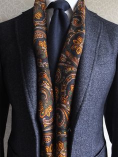 Tonal Mens Fashion Blog, Mens Scarves, Well Dressed Men, Men's Suits, Gentleman Style, Suit And Tie, Fashion Mode, Well Dressed