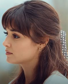 Classic Bangs Hair, Hande Ercel Bangs, Front Bangs With Long Hair Round Face, Haircut Ideas For Medium Length, Long Layered Hair Styles, Princess Bangs, Face Framing Layers With Bangs, Front Bangs Hairstyles, Modern Mullets