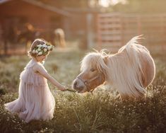 Pony Photoshoot, Fun Picture Ideas, How To Blur Background, Children Pictures, Photography Career