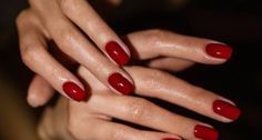 Classy Christmas Nails, I Nails, Classy Christmas, Blood Red, Valentines Nails, Swag Nails, Red Lips, How To Do Nails, Red Nails