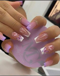 Rose Gold Nails Design, Butterfly Nail Designs, White Nail, Acrylic Nails Coffin Short, Uñas Acrilicas, Short Acrylic Nails Designs, Butterfly Nail, Nails Gel