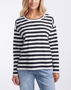 white-co-relaxed-long-sleeve-t-shirt-frenchie-stripe-womens-clothing Summer Knitting, Boyfriend Tee, Light Wash Denim, White Tank Top, Sunny Day, Stripes Design, Stripes Pattern, Effortless Style, Classic Black