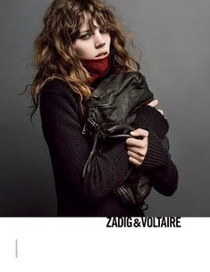 These Cool Girls Make Curly Bangs Look Effortlessly Wearable Freja Beha, Freja Beha Erichsen, Curly Bangs, Hair Envy, Bad Hair Day, Zadig And Voltaire, Bad Hair, Beauty Trends, Hair Day