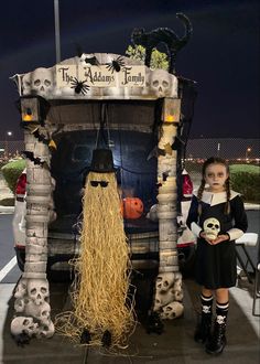 Trunk O Treat Decorating Ideas, Trunk Or Treat Funny Ideas, Adam Family Trunk Or Treat, Halloween Town Trunk Or Treat Ideas, Trunk Or Treat Ideas Addams Family, Trunk Or Treat Ideas Adams Family, Addams Family Trunk Or Treat Ideas For Cars