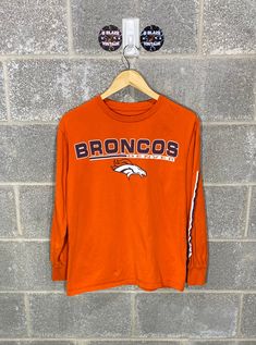 B Blaze Vintage offers this Y2K 2010s Denver Broncos NFL Football Graphic Long Sleeve Shirt NFL Tag, Size M. Measurements upon request. All flaws will be pictured, see photos for condition.  Please reach out for any questions! Follow us on Instagram!  @BBlazeVintage Refund Policy No refunds will be granted due to dissatisfaction of how the items looks or fits. If there was a flaw in the item you feel that was missed, please reach out to us ASAP to find a solution. If you want measurements on any items and or more photos, just let us know! Team Spirit Long Sleeve Fan Merchandise Tops, Native American Tribes Map, Graphic Long Sleeve Shirts, Circuit Projects, Native American Tribes, Denver Broncos, Nfl Football, Graphic Long Sleeve, Football Shirts