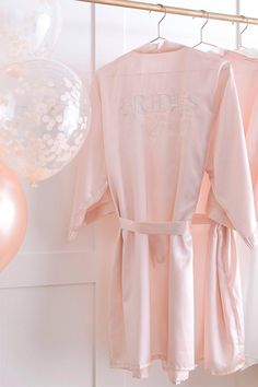 Ginger Ray-'Brides Besties' Dressing Gown Shower Activities, Smith Wedding, Ginger Ray, Bridesmaid Dressing Gowns, Dressing Gown Robe, Bridesmaids And Groomsmen, Bridesmaid Robes, Bridal Robes, Princess Wedding