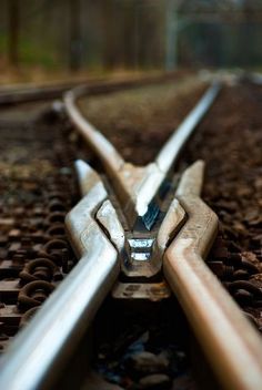 an image of a train track that is close to the ground