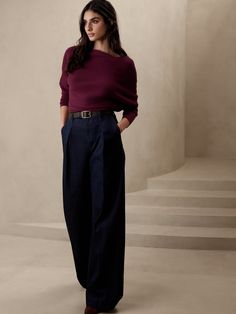 Reimagined in a sultry silhouette, the sweater of the season is a modern interpretation of a timeless style.  Crafted from a soft and sustainably-minded yarn, featuring a relaxed cut that's perfect for dressing up or dressing down.  RELAXED FIT: Expe Outfit Formal Mujer, Burgundy Outfit, Polished Style, Amal Clooney, Off Shoulder Sweater, Style Mistakes, Professional Outfits, Business Casual Outfits, Work Attire