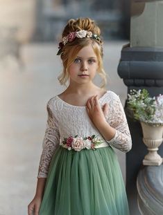 Bohemian Flower Girl Dress, Bohemian Flower Girl, Green Flower Girl Dresses, Flower Girl Dress Tulle, Sage Green Flowers, Rustic Flower Girl Dress, Lace Flower Girl Dress, Boho Flower Girl, Rustic Flower Girls