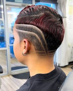 Women’s Haircut Designs, Shaved Hairstyles For Women, Razor Cuts, Modern Pixie, Sleek Short Hair, Hair Expo, Ladies Hairstyles, Shaved Hairstyles, Shaved Side