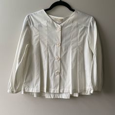 Brand New White Zara Blouse! Pleased Detailing With Buttons Down The Front. Size 13-14 Smocked Shirt, Kids Smock, Smocked Blouse, Smock Blouse, Zara Shirt, Zara Blouse, Zara White, Zara Kids, Size 13