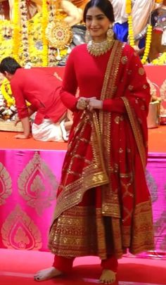 Sonam Kapoor Dons A Red Sabyasachi Mukherjee 'Anarkali' On Navami, Anil Kapoor Joins Her At 'Pandal' Sabyasachi Anarkali Suits, Sabyasachi Anarkali, Sonam Kapoor Saree, Anarkali Suits Bridal, Sabyasachi Designer, Classy Dressing, Online Wedding Dress Shopping, Red Anarkali, Sabyasachi Mukherjee