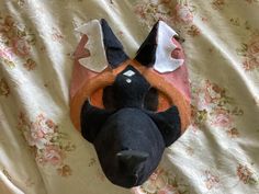 HQ therian mask. Not lined but is comfortable Made on a PAPER BASE (Not waterproof) Felted, painted, clay nose and has mesh I don't give freebies :( Fox Therian Mask, Fox Therian, Clay Nose, Cross Fox, Therian Mask, Painted Clay, Costume Masks, Costume Mask, Costume Accessories