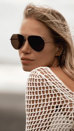 ANEA HILL's Sail Silver Aviator Sunglasses: sleek frame, silver-tone metal detailing, dark-gray tinted lenses - the ultimate luxury accessory. Sunglasses Women Aviators, Summer Sunglasses, Trending Sunglasses, Stylish Sunglasses, Luxury Sunglasses, Touch Of Gold, Face Shape, How To Look Classy, Ladies Boutique