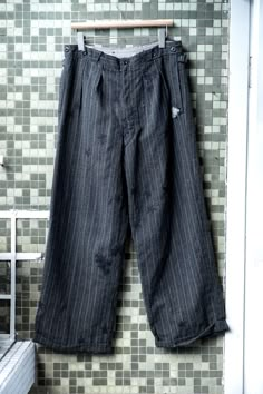 1960's French Distressed Star Repair Vintage Striped Wool Suit Pants SIZE Waist：42cm Thigh：37cm Length：103cm Inseam：70cm Leg opening：28cm   Welcome to our online store https://bansecondhandgoods.com/ Worldwide Shipping The official website provides credit card services,  please contact us via private message if necessary. Find us IG :  ban_secondhand_goods Thank you for checking us out :) Bowling Shirts, Wool Suit, Work Casual, Apparel Design, Sport Coat, Casual Fits, Black Tshirt, Mens Suits, Fitness Fashion