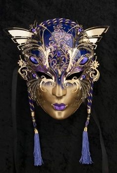 Bastet Tattoo, Masquerade Outfit, Art Spatial, Venetian Carnival Masks, Mask Painting, Venetian Masks, Venetian Mask, Cool Masks