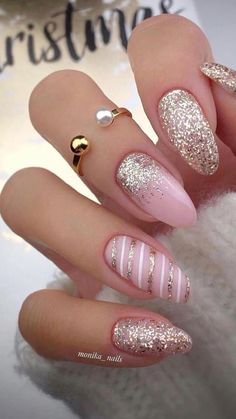 Gold Nail Designs, New Year's Nails, Nail Arts, Acrylic Nail Designs