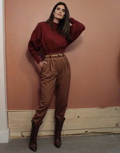 Outfits Leggins, Fall Dressy, Maroon Outfit, Burgundy Outfit, Color Combos Outfit, Deep Autumn, Elegante Casual, Brown Outfit, Autumn Clothes