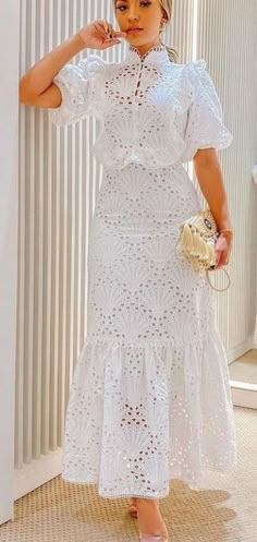 Lace Dress Casual Outfit, White Dress Outfit Casual, Casual Classy Dress, White Dress Casual, White Dress Lace, Dress Outfit Casual, White Dress Outfit, Elegant White Dress, Lace Dress Casual