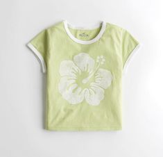 Graphic Baby Tee, Baby Graphic Tees, Casual Preppy Outfits, Cute Lazy Outfits, Lazy Outfits, Retro Print, Print Graphic, Girls Prints