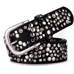 VINTAGE RIVET RHINESTONE WOMEN'S STUDDED BELTS: 49% OFF! Searching for the perfect Vintage Rivet Rhinestone Women's Belts? Take a look at our curated selection of products -- and purchase for 49% off. Inventory is running low, so act fast. Our store guarantees quality and a selection like no other -- all with a 100% satisfaction policy. So, ADD TO CART now! VINTAGE RIVET RHINESTONE WOMEN'S BELTS: DETAILED FEATURES material: Pu Leather Buckle Width: 4.5cm Buckle Length: 5cm Belt Width: 3.8cm Gend Leather Rivets, Vintage Leather Belts, Belt Fashion, Boho Style Outfits, Rhinestone Fashion, All Jeans, Estilo Hip Hop, Studded Belt, Metal Belt