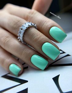 Go to my telegram to see more designs😊 Green Square, Manicure Ideas, Manicures Designs, Fall Nails, Green Nails, Short Nails, Stylish Nails, See More