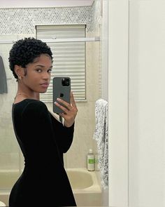 Short Afro Women, Bald Hair Black Women, Short Hair Black Women 4c, Big Chop 4c Hair, Short Hairstyle Women Curly, Natural Hair Aesthetic, Short Afro Hair, Short Afro Styles