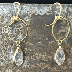 Raindrop Antique Gold/ Faceted Clear Crystal Earrings. Handmade With Love. New With Tags And Box. Faceted Teardrop Earrings For Jewelry Making, Clear Crystal Earrings, Bezel Earrings, Handmade With Love, Clear Quartz, Clear Crystal, Crystal Earrings, Earrings Handmade, Antique Gold