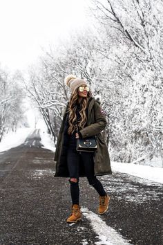 Canada Goos, Timberland Outfits Women, Best Parka, Vinter Mode Outfits, Rok Outfit, Timberland Boots Outfit, Timberland Outfits