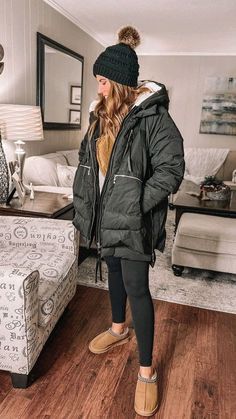 The Ultimate Guide to Winter Fashion 2024/2025 - Fashion Tips Tricks Fall Outfits Black Women, Winter Outfits Aesthetic, School Outfit Women, Skirt Outfits Fall, Classy Winter Outfits, Chic Winter Outfits, Trendy Winter, Fall Outfits For Work