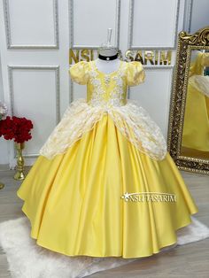 Yellow princess costume . Baby girl dress. Yellow princess birthday dress. For special occasion. Handmade!