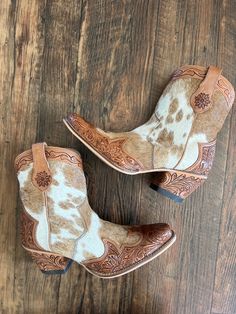 * Genuine leather * Side Zipper Western Wedding Boots, Country Jam, Boot Hill, Rodeo Boots, Boot Collection, Southern Outfits, Country Style Outfits, Wedding Boots, Shoes Outfit Fashion