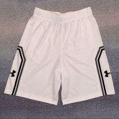 New Without Tags Mens Under Armour Shorts. Mens Size Large. Never Worn. Sporty White Bermuda Bottoms, Under Armour White Casual Shorts, Under Armour Casual White Shorts, Casual White Under Armour Shorts, Under Armour White Bottoms For Summer, Sporty White Under Armour Shorts, White Sporty Shorts By Under Armour, Under Armour Shorts, Basketball Shorts