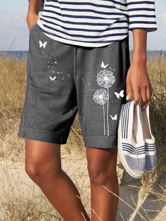 Casual and Dandelion Elastic Waist Shorts Mid Waist Pants, Loose Hoodie, Deep Gray, Elastic Waist Shorts, Loose Shorts, Type Of Pants, Linen Clothes, Shorts With Pockets, Fashion Clothes