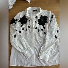 Nwt. Beautiful Black And White Lace Foral Detailing. From The Latest Season. Elie Tahari, White Lace, Button Down Shirt, Black White, Womens Tops, Black And White, Lace, Women Shopping, White