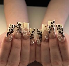 Nails Mothers Day, Bridal Shower Nails, Cheetah Print Nails, Cheetah Nails, Wow Nails, Punk Nails, Grunge Nails, Girly Acrylic Nails, Flower Nail Designs