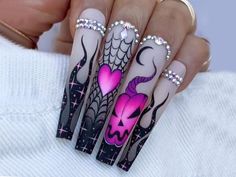 🎃 Get ready to spookify your nails this Halloween with these wickedly cute designs! 💅🏼 From creepy crawly spiders to ghostly ghouls, these nail art ideas will have you howling with delight. #HalloweenNails #NailArt #SpookySeason #TrickOrTreatYoSelf #GhoulishGlam #WitchyVibes #Boo-tifulNails #FangtasticManicure #NailGoals #HalloweenHype 🕷️👻���🎃 Purple Nail Art, Punk Nails, Pumpkin Nails, Acrylic Press On Nails, Nail Art Set