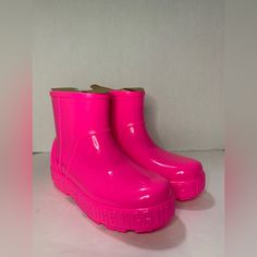 New In Box. The Box Is A Bit Damaged. Ugg Drizlita Rain Boots. Waterproof. Pull On. Taffy Pink. Women’s Size 6. Pink Waterproof Boots For Rainy Season, Pink Casual Weatherproof Rain Boots, Ugg Drizlita Rain Boots, Pink Weatherproof Round Toe Rain Boots, Trendy Pink Waterproof Rain Boots, Pink Non-slip Rain Boots With Round Toe, Womens Rain Boots, Ugg Shoes, Womens Uggs