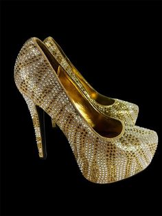 BRECKELLES SHOES HEELS GOLD SIlVER CRYSTAL STILETTO SZ  7 RHINESTONE JEWEL PUMS  | eBay Crystal Pumps, Heels Gold, Gold Rhinestone, Silver Crystal, Crystal Rhinestone, Shoes Women Heels, Silver Gold, Shoes Heels, Shoe Accessories