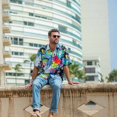 Men's Retro Shirt - Tropical Love Vacation Outfits For Men, Hawaii Vacation Outfits, Hawaiian Outfit Men, Mens Retro Shirts, Tropical Love, Mens Fashion Fall Outfits, Hawaiian Outfits, Mens Beach Style, Male Outfits