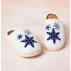 White + Blue Fuzzy Slippers Size 8/9 Never Worn Nwt White Flat Slippers For Winter, White Flat Winter Slippers, Cheap Cute Blue Slippers, White Synthetic Winter Slippers, Blue Cozy Slippers For Winter, Winter White Non-slip Slippers, Soft Blue Winter Slippers, Winter Fun Non-slip Slippers, Burr Basket