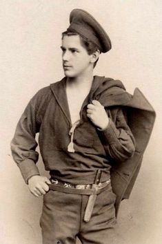 WWII  male rare PHOTO Physique beefcake Gay interest. BUY 2, GET 1 FREE Old Sailor, Vintage Sailor, Portrait Vintage, Henri Cartier Bresson, Navy Sailor, Tom Ford Men, Men In Uniform