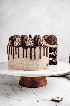 vegan oreo dort cake on a white plate