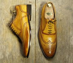 Handmade Tan Color Wing Tip Brogue Leather Lace Up Stylish Oxfords Shoes For Men's on Storenvy Tan Shoes Outfit, Tan Shoes Men, Mens Wingtip Shoes, Brown Formal Shoes, Indian Men, Wingtip Shoes, Custom Design Shoes, Tan Shoes, Leather Brogues