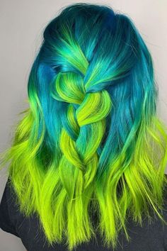 Teal And Neon Green Hair, Teal And Lime Green Hair, Mermaid Colored Hair, Blue And Green Hair Ombre, Teal And Green Hair, Vivids Haircolor, Crazy Color Hair Ideas, Hair Color Ideas Bright, Bright Hair Color Ideas